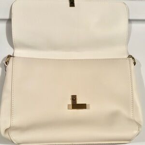 Elegant lamb skin Cream Shoulder Bag